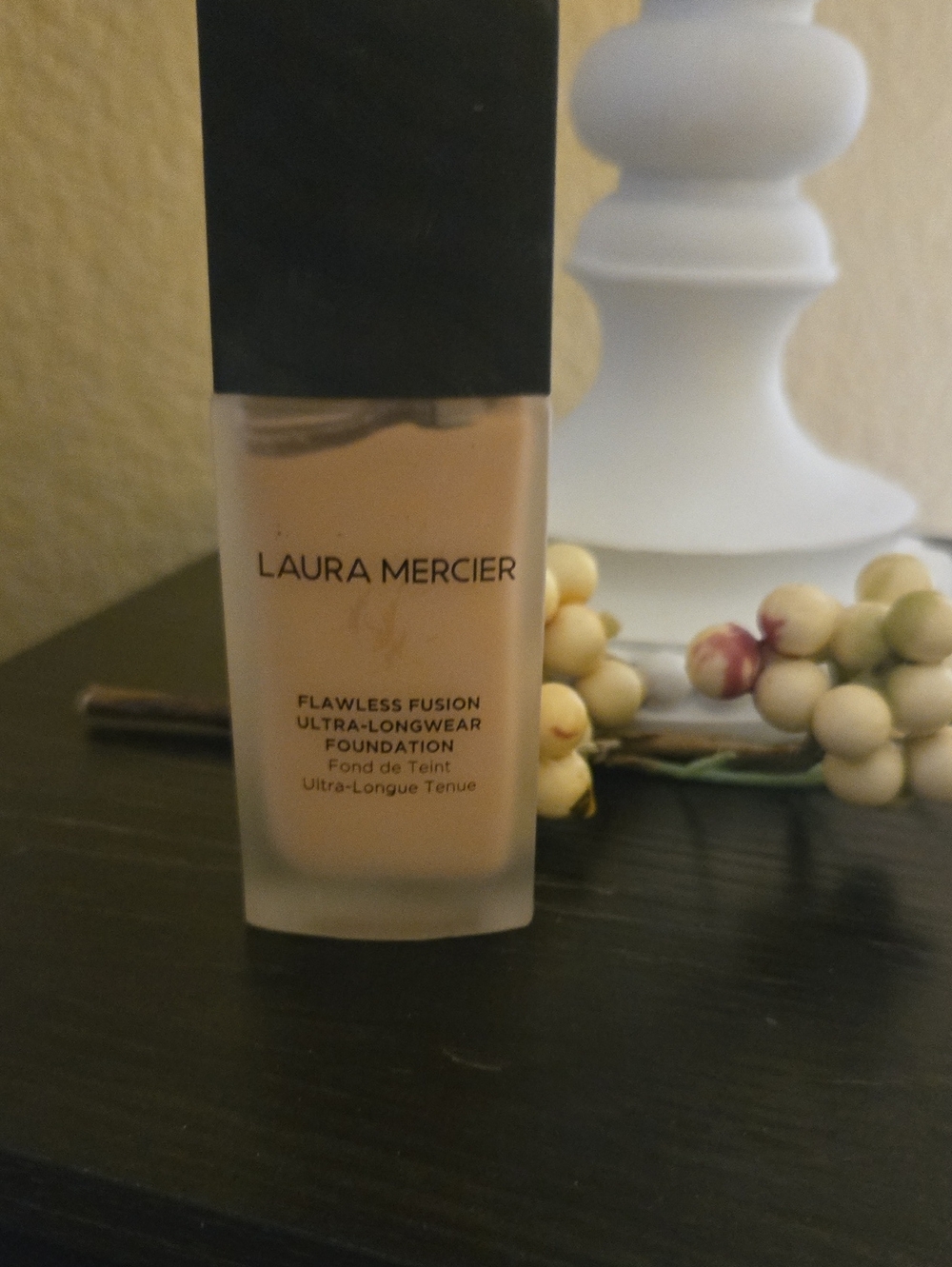 🌹Laura mercier Flawless Fusion Foundation – Warm Beige Tone 3N2 Honey